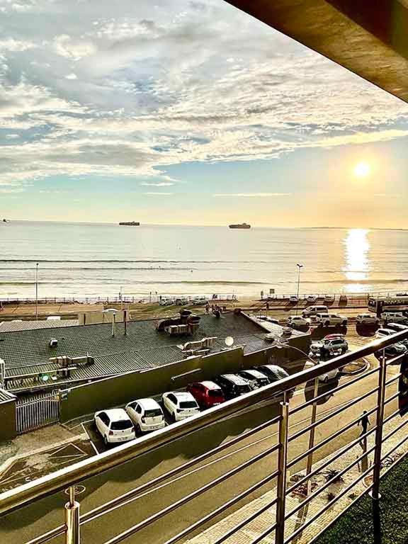 12 Sunset On Hill Cape Town